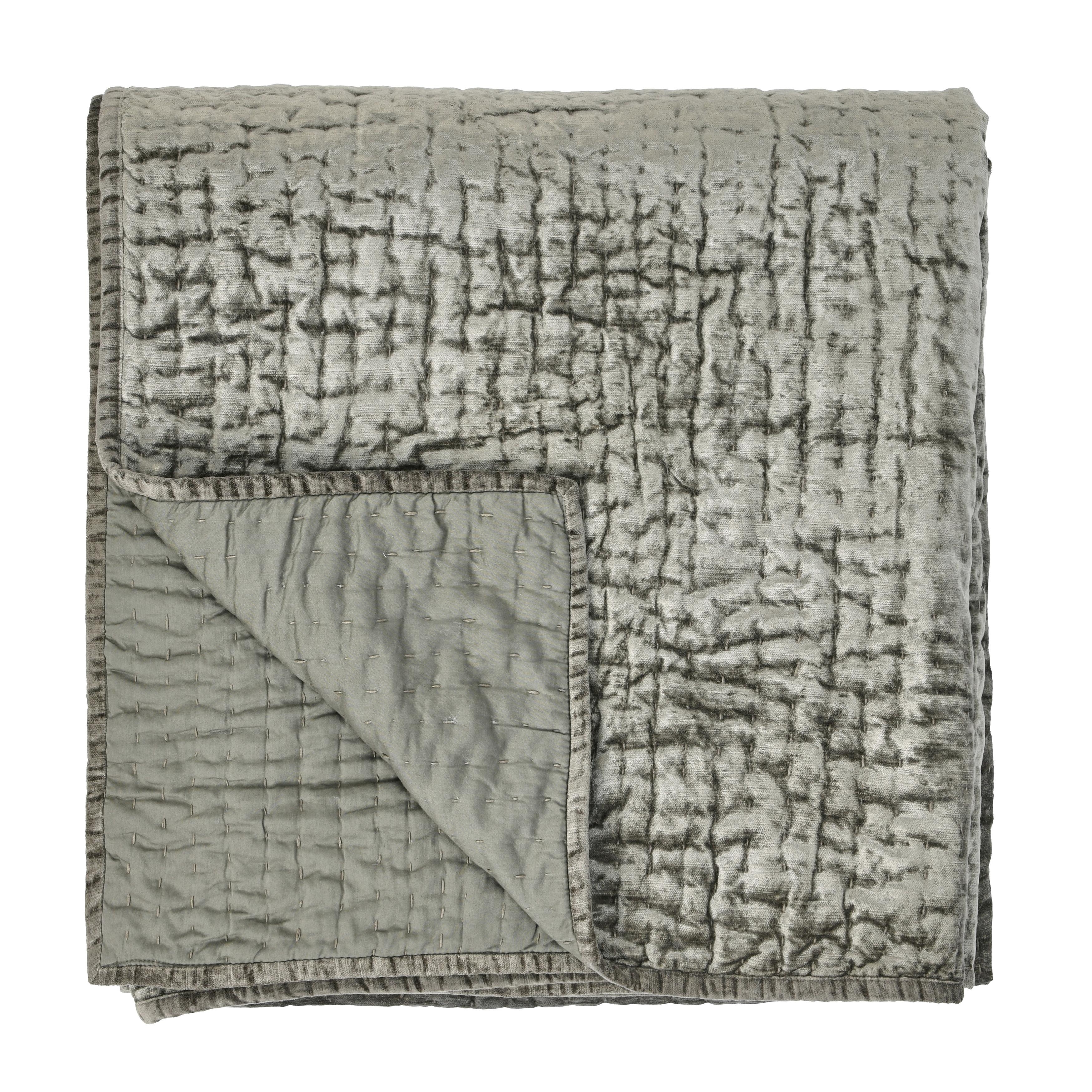 Dimitry 100 Rayon Velvet Quilt by Kosas Home Bed Bath Beyond 35541136